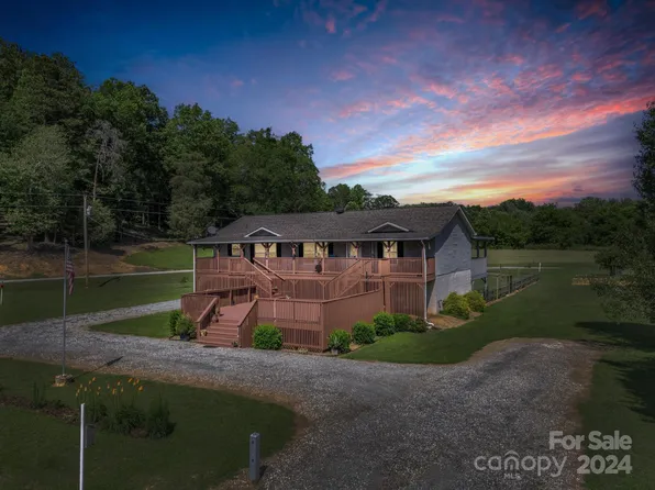 202 Mogene Rd, Rutherfordton, NC 28139