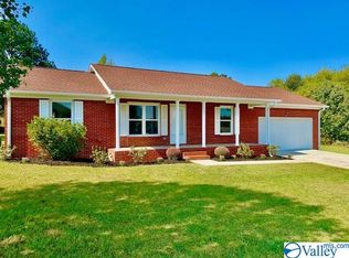 223 Bollweevil Ln, Toney, AL 35773