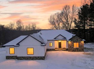 4085 Metamora Rd, Metamora, MI 48455