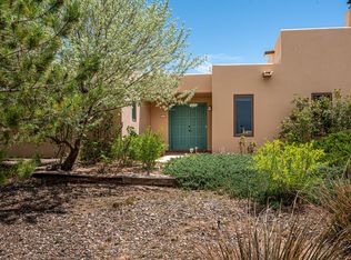 2416 Camino De Vida, Santa Fe, NM 87505