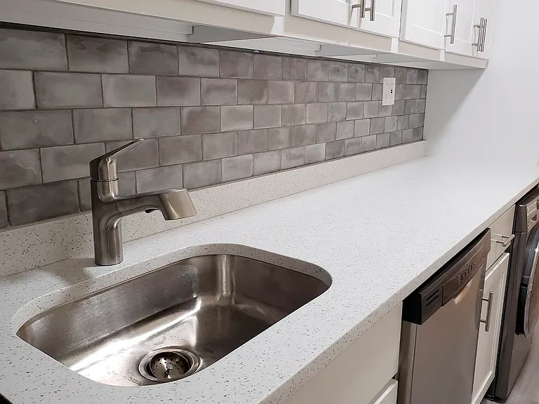 4220 N Clark St #1 — Photo 3