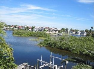 6110 Seaside Dr, New Port Richey, FL 34652