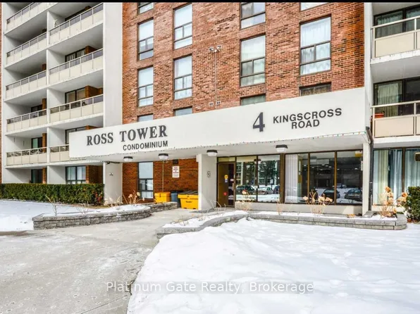 4 Kings Cross Rd Unit 1210, Brampton, ON L6T 3X8