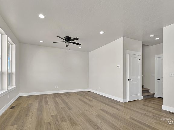 3rd image of 2907 Bandit Ln