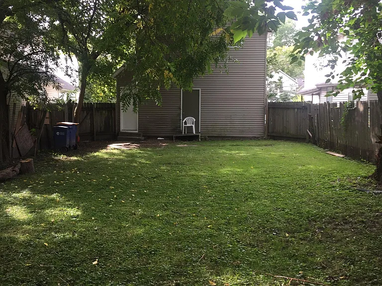 15 Travis St NE #2 — Photo 3