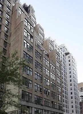 Rented by R New York | media 13