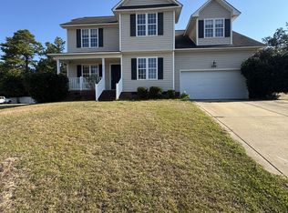 5124 Trophy Ct, Fayetteville, NC 28314