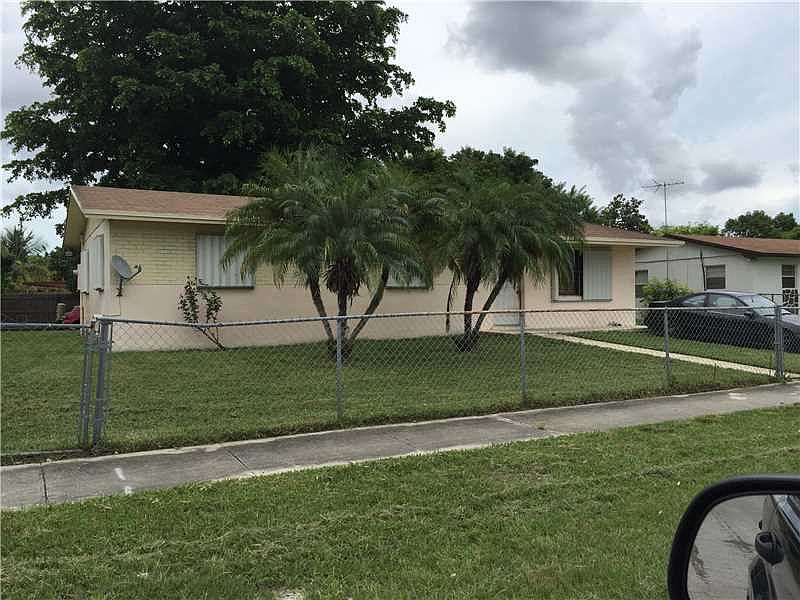 2nd image of 30063 SW 153rd Pl