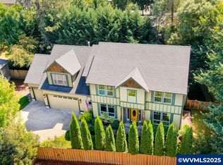 4434 SW Country Club Dr, Corvallis, OR 97333