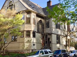 812 SW Saint Clair Ave, Portland, OR 97205