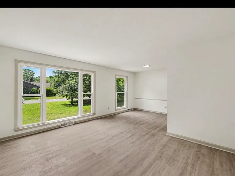 130 Sandtrap Rd — Photo 14