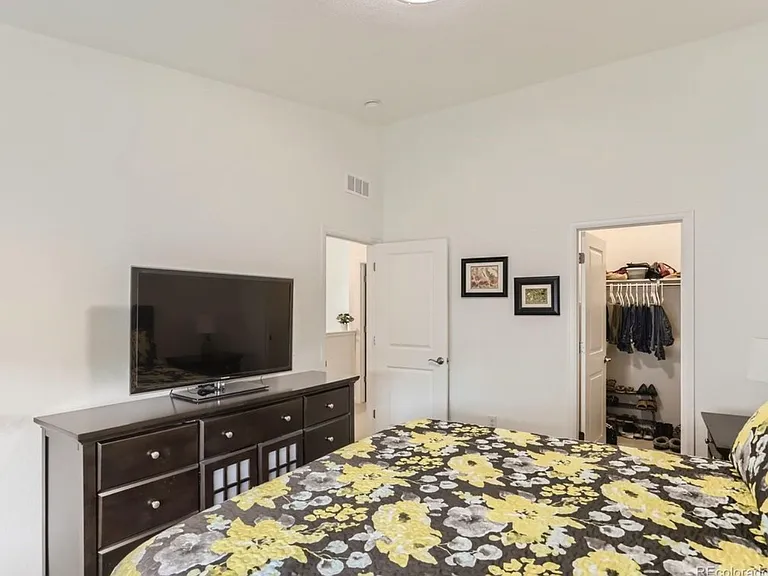 1320 Hoyt St #5 — Photo 16