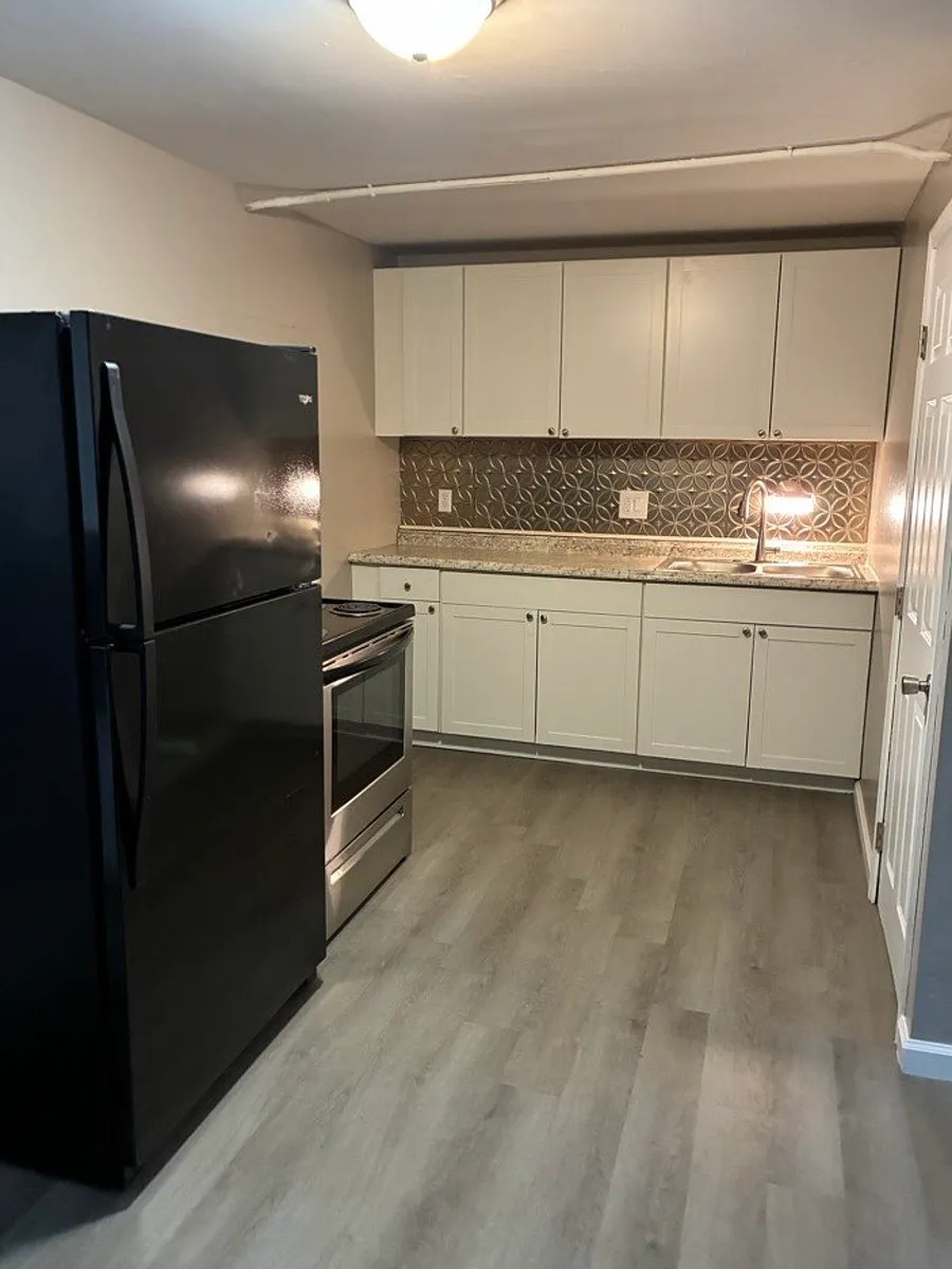 Building Photo - Columbus Easyhome