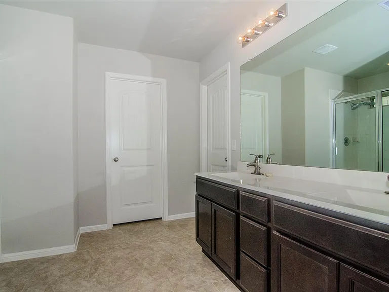 29219 Dunns Creek Ct — Photo 11