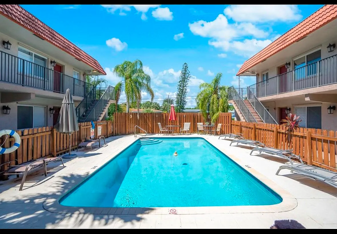 2 bed, 788 sqft, $2,150 — Photo 1