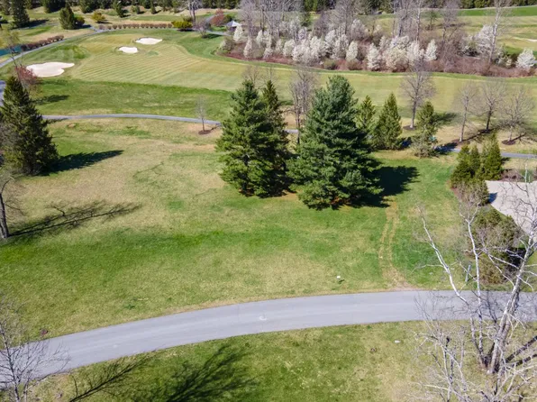 806 Sam Snead Dr, Caldwell, WV 24925