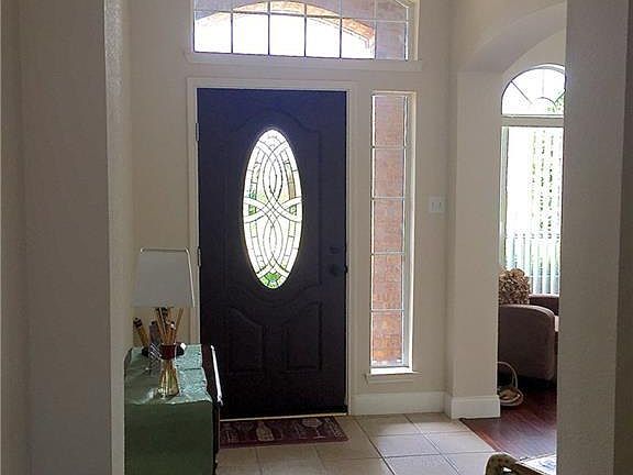 3rd image of 2545 Persimmon Dr