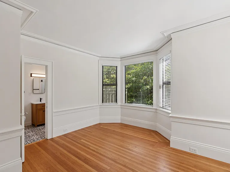 1370 Filbert St #1 — Photo 19