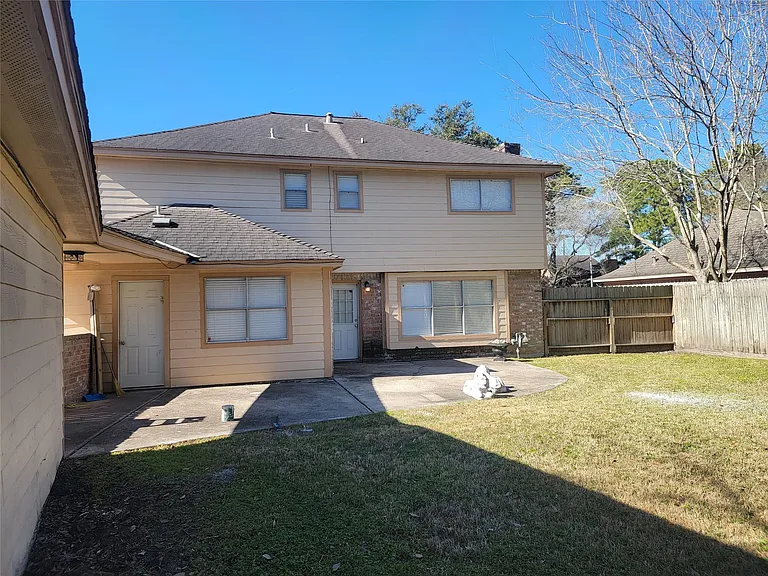 4015 Chapel Square Dr — Photo 27