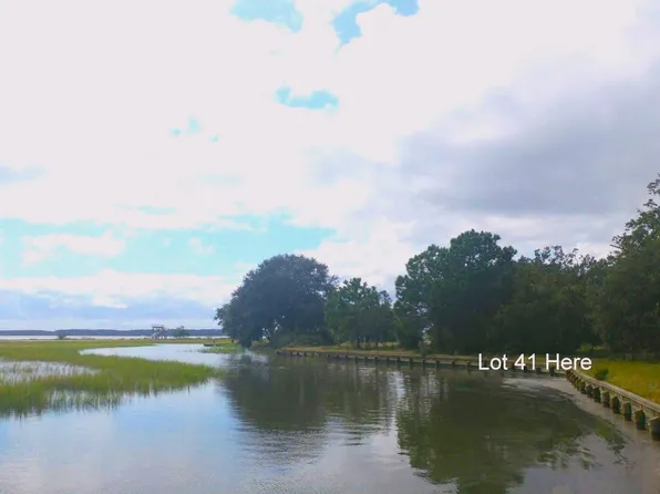 144 Front St, Saint Helena Island, SC 29920