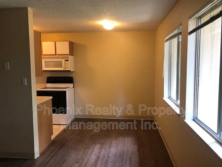 3393 Madison Ave #W328 — Photo 4
