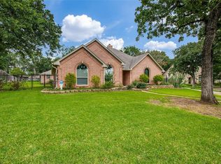 7552 Hightower Dr, North Richland Hills, TX 76182