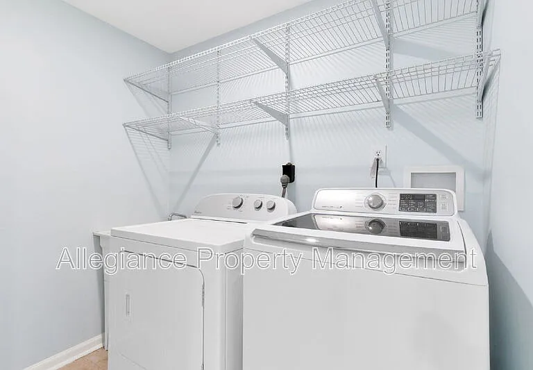 6630 Medinah Ln — Photo 31
