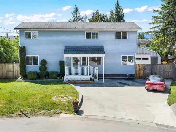 3338 Glacier St, North Cowichan, BC V9L 3Z8