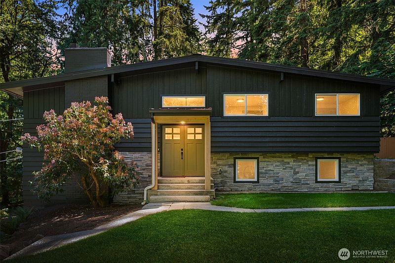 5th image of 19035 SE 56th Street