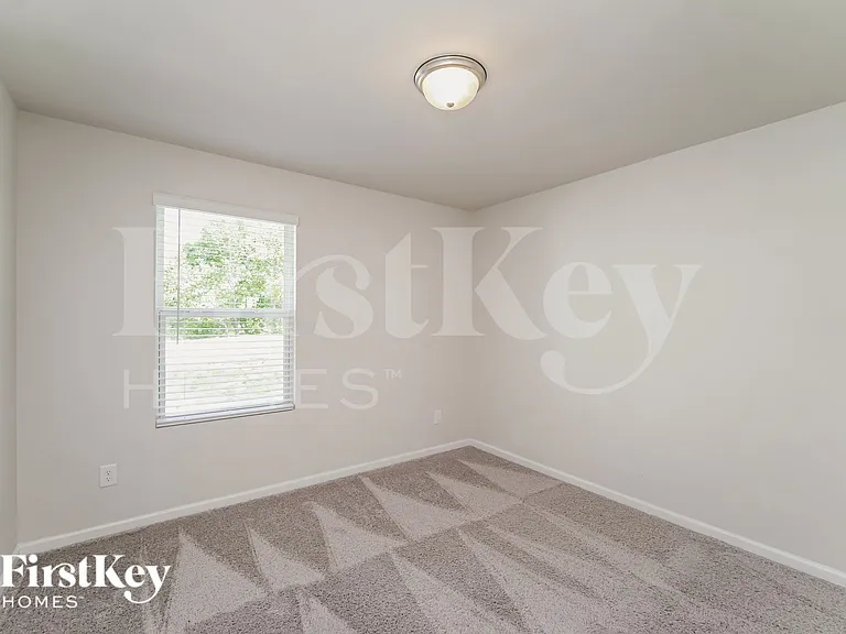 7326 Brawley Wood Ct — Photo 10