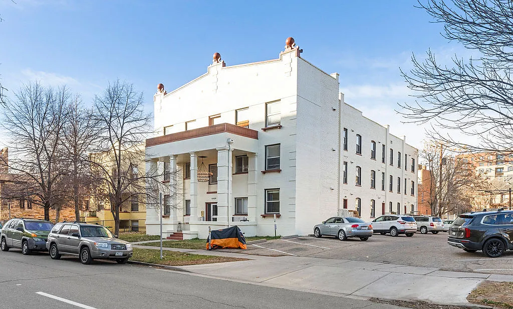 1 bed, $2,075 — Photo 2