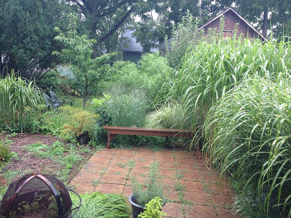 2nd image of 333 Eastern Ave SE