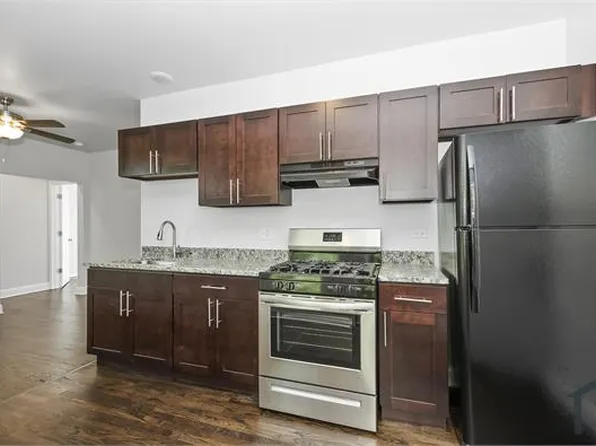 614 W 77th St #1, Chicago, IL 60620