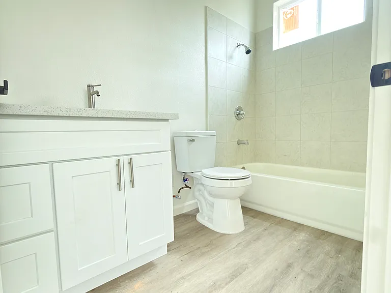 520 W Colden Ave #522-1/2 — Photo 14