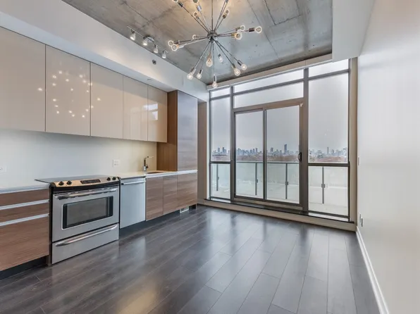 8 Gladstone Ave, Toronto, ON