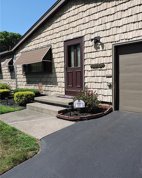 1st image of 69 Lyncrest Dr