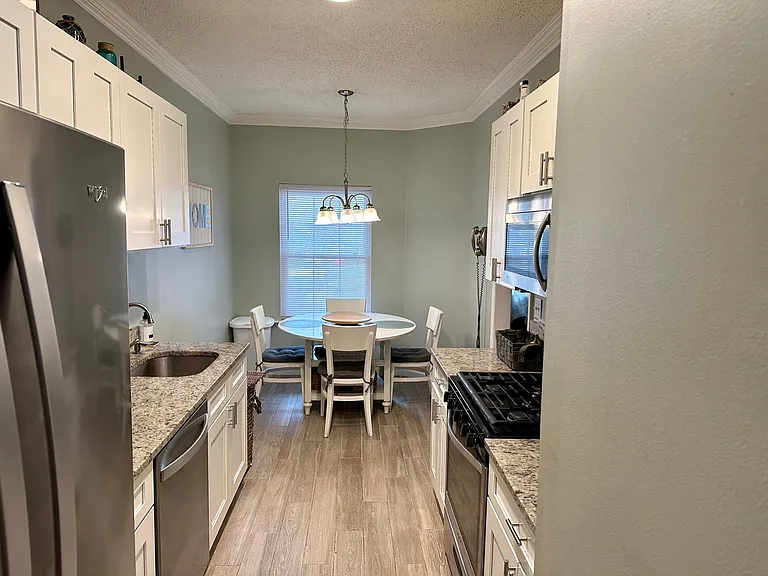 2708 Ice House Ct — Photo 4