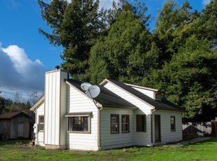 144 Peppertree Ln, Ferndale, CA 95536