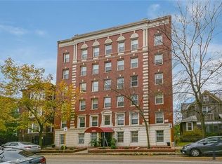 5326 N Winthrop Ave #501, Chicago, IL 60640
