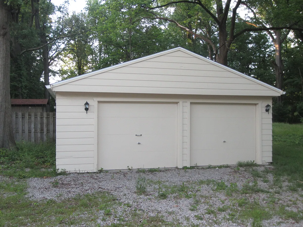Building Photo - 23246 Alexander Rd #UP