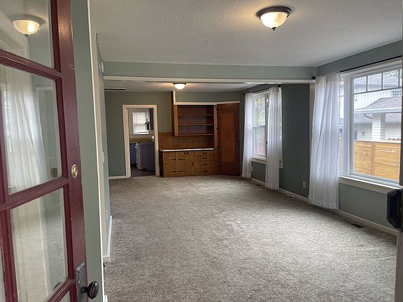 2nd image of 371 S Mountain Ave #A