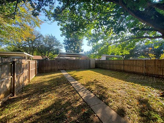 4th image of 3824 Duck Creek Dr