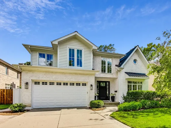 2439 Center Ave, Northbrook, IL 60062