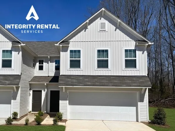 121 Gaelic Dr, Statesville, NC 28625