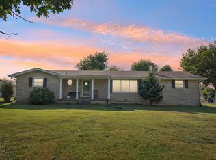 7559 Scottsville Rd, Lafayette, TN 37083