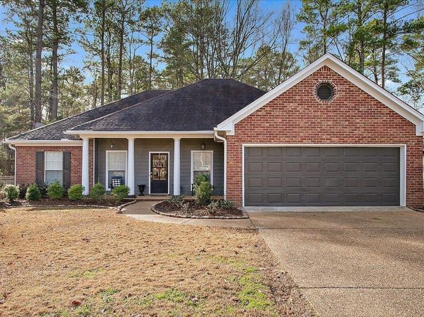 433 Old Town Cir
