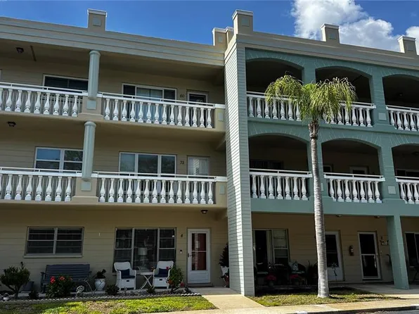 2330 Ecuadorian Way APT 32, Clearwater, FL 33763