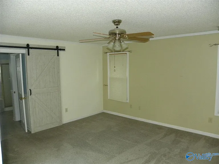 104 Prairie Ct — Photo 8