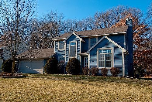 1st image of 864 Moonlight Dr
