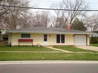 1617 Burton St, Beloit, WI 53511